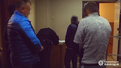 Затримали групу серійників, які обкрадали пенсіонерів Черкащини Затримали групу серійників, які обкрадали пенсіонерів Черкащини