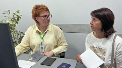 трудові книжки, старховий стаж, трудова книжка, оцифрування трудових книжок