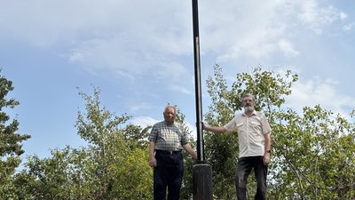 Хрест встановлений у селі Лішня 78-річним Володимиром Павелком