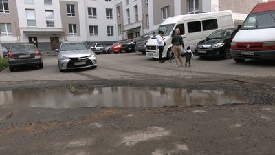 Розриті двори: рівняни нарікають на "Теплоенерго"