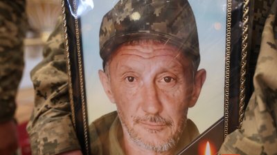 У Луцьку попрощалися з військовослужбовцями Василем Тихим та Максимом Василевським У Луцьку попрощалися з військовослужбовцями Василем Тихим та Максимом Василевським