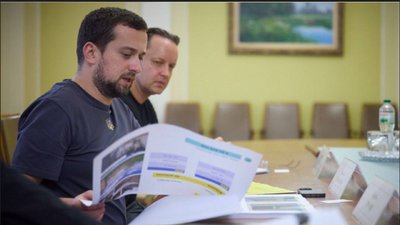 Житло, яке будують переселенцям, після війни роздадуть військовим, медикам та працівникам поліції — Тимошенко