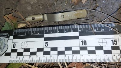 У Харкові вибухом гранати пошкодило два авто і будинок У Харкові вибухом гранати пошкодило два авто і будинок