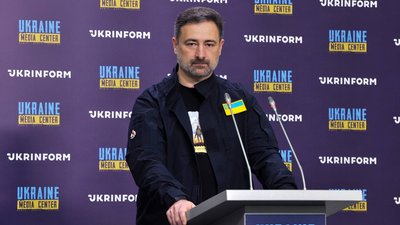 "Російський воєнний корабель... все". "Укрпошта" відзначить 40 днів затонулого крейсера випуском марки