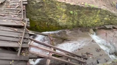У парку "Софіївка" на Черкащині прорвало дамбу. Що відомо У парку "Софіївка" на Черкащині прорвало дамбу. Що відомо