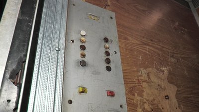 Половина ліфтів у Франківську потребують заміни чи ремонту Половина ліфтів у Франківську потребують заміни чи ремонту