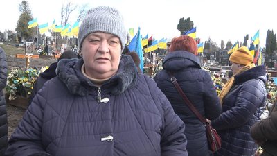 У Тернополі провели в останню дорогу захисника Павла Бугайського У Тернополі провели в останню дорогу захисника Павла Бугайського