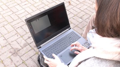 "Вчитись самостійно, ще й заробити": франківська студентка отримає 100 тис. грн за високі бали ЗНО