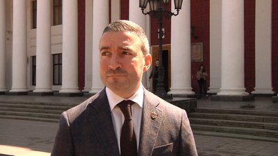 Настил на узбережжі клубу "Ітака" в Одесі продовжили будувати попри заборону Настил на узбережжі клубу "Ітака" в Одесі продовжили будувати попри заборону