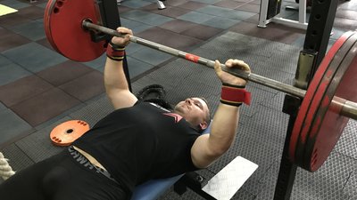 Чемпіон світу з пауерліфтингу Анатолій Новописьменний Чемпіон світу з пауерліфтингу Анатолій Новописьменний