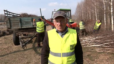 У селищі на Волині чистять меліоративні канали. Звідки гроші У селищі на Волині чистять меліоративні канали. Звідки гроші