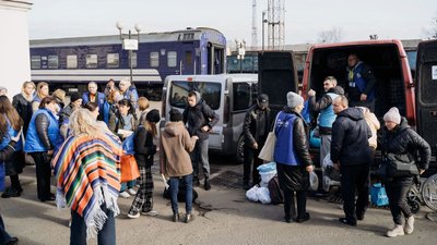 Жителів Великописарівської громади евакуювали з-під обстрілів Жителів Великописарівської громади евакуювали з-під обстрілів