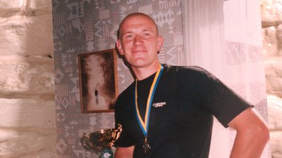 Реабілітація та сьома операція: в якому стані чоловік, якого збив катер на Десні