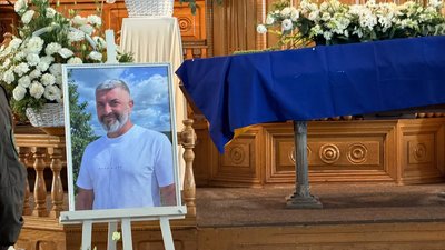 Прощання з Олександром Олівком