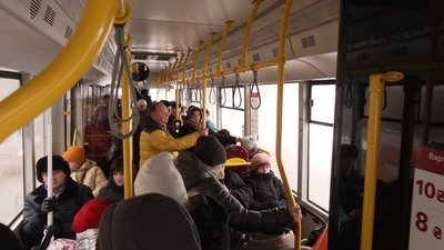 Тролейбуси у Франківську під час тривог зупиняють рух Тролейбуси у Франківську під час тривог зупиняють рух