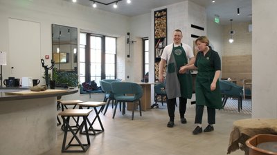 Втратив зір, але знайшов себе у гончарстві: історія ветерана війни з Вінниччини Втратив зір, але знайшов себе у гончарстві: історія ветерана війни з Вінниччини