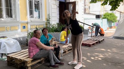 Після обстрілів "Піонами" жителів селища Полігон евакуювали до Миколаєва Після обстрілів "Піонами" жителів селища Полігон евакуювали до Миколаєва