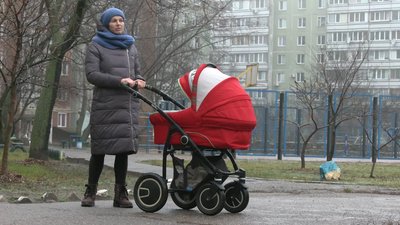 Чи можна вакцинуватися проти СOVID-19 в період грудного вигодовування. Пояснення черкаських лікарів