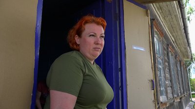 Маскування для військових: в Мені волонтери сплели понад 20 сіток Маскування для військових: в Мені волонтери сплели понад 20 сіток
