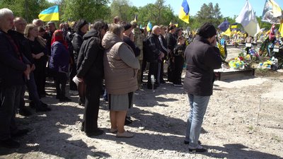 У Кропивницькому попрощалися з чотирма захисниками України У Кропивницькому попрощалися з чотирма захисниками України