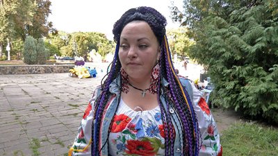 "Теплий прапор України" в рамках акції "Нитка єднання" в місті Луцьк "Теплий прапор України" в рамках акції "Нитка єднання" в місті Луцьк