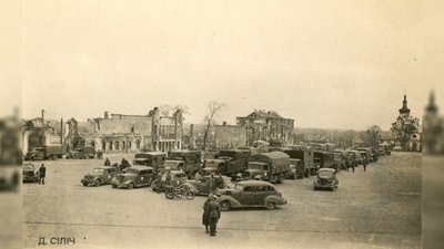 Німці на центральній площі Чернігова