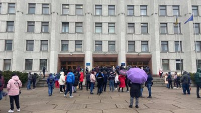 У Полтаві підприємці влаштували акцію проти карантину