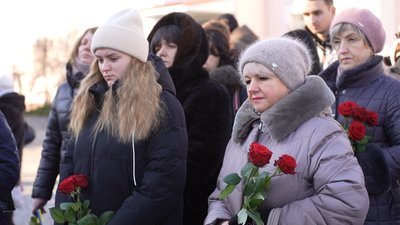 У Вінниці вшанували пам'ять загиблих у російсько-українській війні У Вінниці вшанували пам'ять загиблих у російсько-українській війні