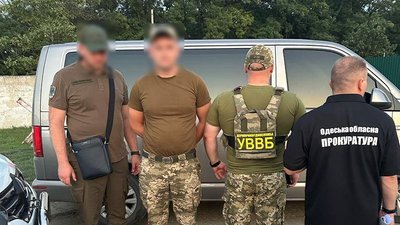 На Одещині прикордонників підозрюють в корупції при огляді суден На Одещині прикордонників підозрюють в корупції при огляді суден