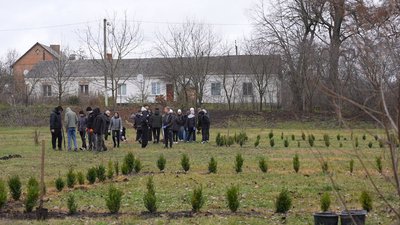 У Самгородку, що на Вінниччині, учні ліцею долучилися до відродження історичного парку