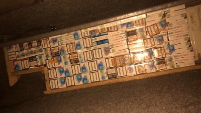 Авто з контрабандними сигаретами затримали правоохоронці на Закарпатті
