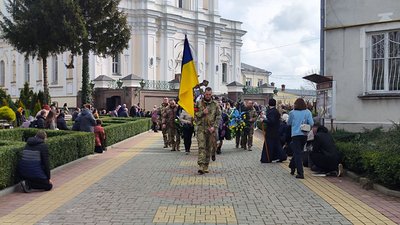 У Луцьку попрощалися із полеглим стрільцем Валерієм Нидзою