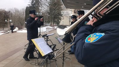 У Тернополі "Оркестра Волі" організувала патріотичний концерт У Тернополі "Оркестра Волі" організувала патріотичний концерт