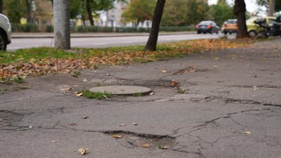 Плитка замість асфальту: коли в Миколаєві відремонтують тротуари Плитка замість асфальту: коли в Миколаєві відремонтують тротуари