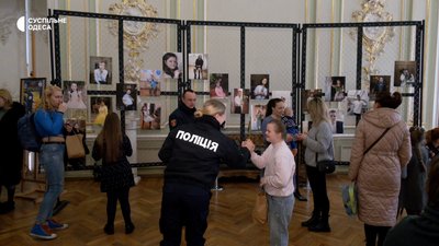 "Синдром Дауна — не вирок": в Одесі відкрили виставку дитячих малюнків "Синдром Дауна — не вирок": в Одесі відкрили виставку дитячих малюнків