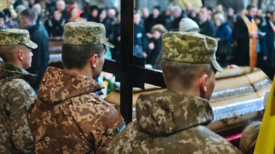 Поховання військових на Чернігівщині: 1 квітня 2026 року попрощалися з двома бійцями