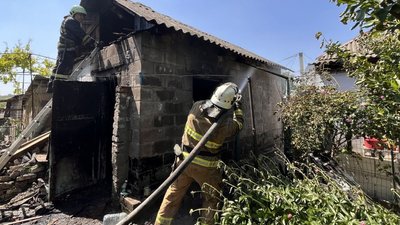 У Запоріжжі сталася пожежа: горіла господарча споруда — ДСНС У Запоріжжі сталася пожежа: горіла господарча споруда — ДСНС