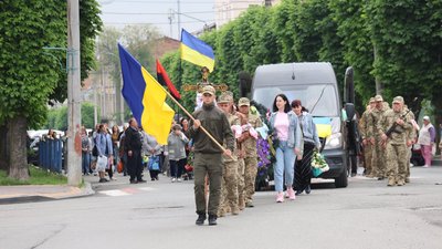 В Умані поховали загиблого на війні з Росією солдата Вадима Коршка