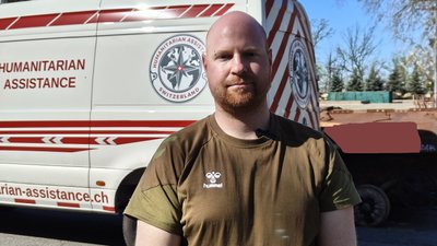 Волонтери зі Швейцарії та Німеччини передали Миколаєву гуманітарну допомогу на 200 тисяч євро Волонтери зі Швейцарії та Німеччини передали Миколаєву гуманітарну допомогу на 200 тисяч євро