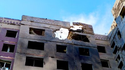 Будинок після удару РФ в Краматорську, 10 липня 2026 року.