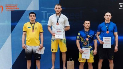 Спортсмени з Миколаївщини вибороли нагороди на чемпіонаті України з пляжної боротьби