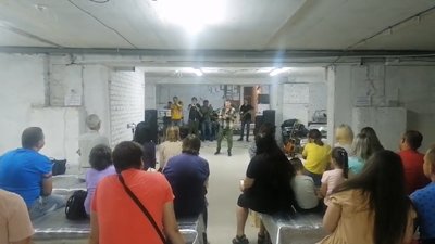 У Черкасах відбувся концерт в укритті на підтримку української армії