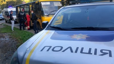 "Вибивали" борги: правоохоронці встановили особу одного із нападників на водія маршрутки у Луцьку