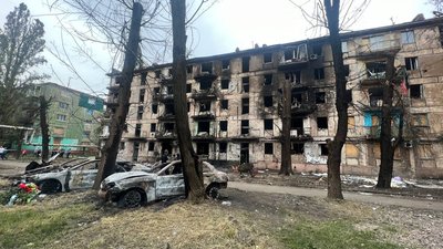 У Кривому Розі виплатили допомогу мешканцям квартир зруйнованої через ракетний удар п`ятиповерхівки: які суми