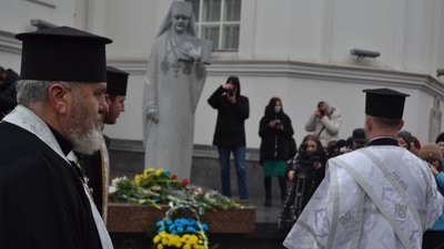 У Житомирі вшанували пам'ять Івана Огієнка. Що потрібно про нього знати У Житомирі вшанували пам'ять Івана Огієнка. Що потрібно про нього знати
