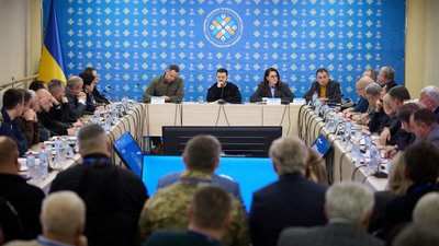 Зеленський у Черкасах зустрівся з представниками бізнесу