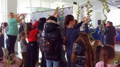 Місто-курорт стало на містом-«евакуатором». Як Трускавець допомагає переселенцям та армії Місто-курорт стало на містом-«евакуатором». Як Трускавець допомагає переселенцям та армії