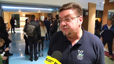 "Авангард" працює: у Житомирі поки не реконструюватимуть чашу плавального басейну