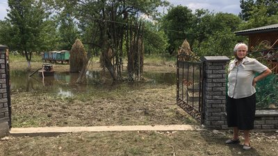 На Львівщині у селі Зарічне ліквідовують наслідки підтоплення