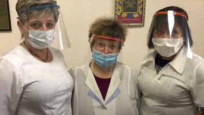 Харківський "Гараж хаб" передасть ще одну партію шоломів для медиків Харківський "Гараж хаб" передасть ще одну партію шоломів для медиків